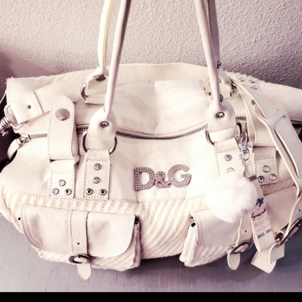 LARGE DOLCE & GABANNA WEEKENDER BAGS